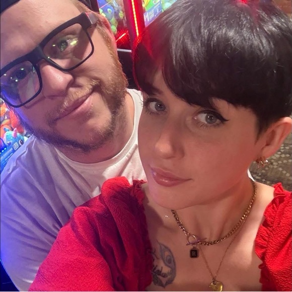 Meet your Posher, Kaiti - Picture 1 of 1